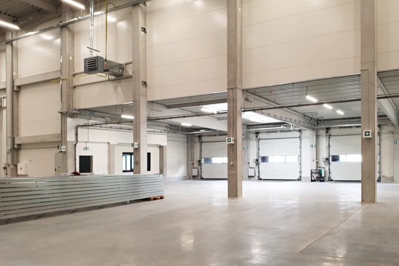 Výrobné a priemyselné haly, administratívne a prevádzkové budovy Výrobné a priemyselné haly, administratívne a prevádzkové budovy