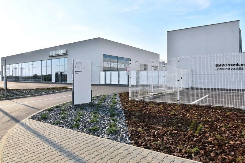 Práve staviame / Autosalón a servis BMW-T.O.B. s.r.o. Práve staviame / Autosalón a servis BMW-T.O.B. s.r.o.