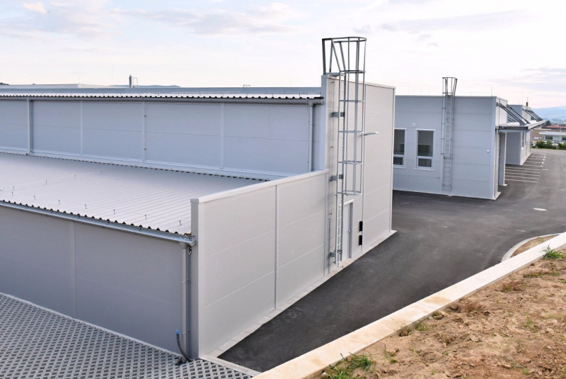 Práve staviame / Autosalón a servis BMW-T.O.B. s.r.o. Práve staviame / Autosalón a servis BMW-T.O.B. s.r.o.