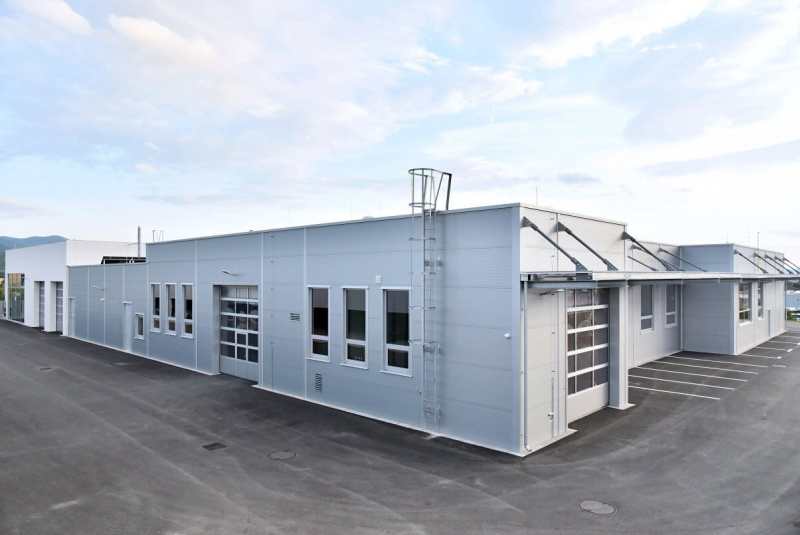 Práve staviame / Autosalón a servis BMW-T.O.B. s.r.o. Práve staviame / Autosalón a servis BMW-T.O.B. s.r.o.