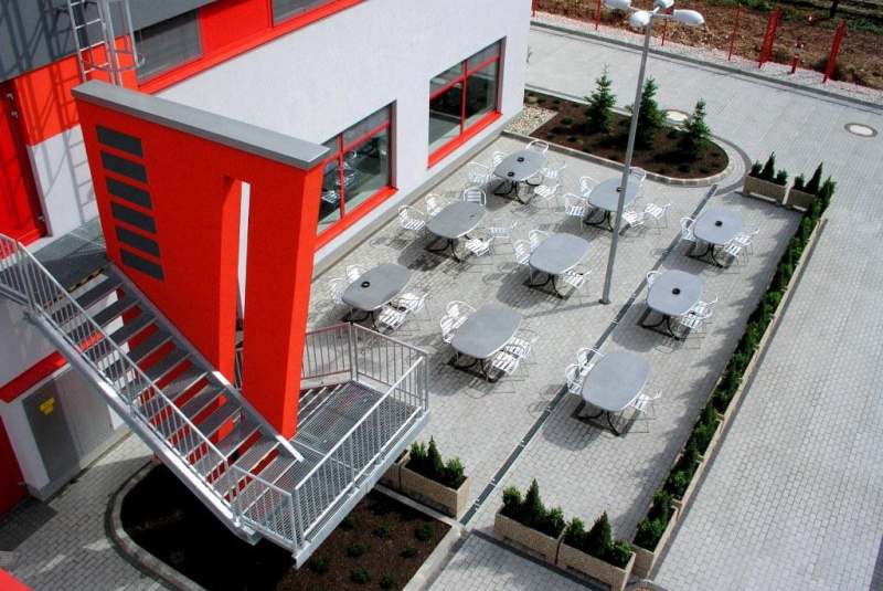 KJG_Cachtice3 Výrobné a priemyselné haly, administratívne a prevádzkové budovy Výrobné a priemyselné haly, administratívne a prevádzkové budovy