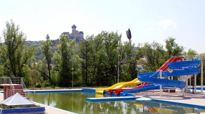 New summer swimming pool in Trenčín