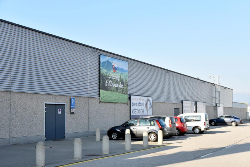 OC_KB_05 Obchodné centrá a polyfunkčné objekty / Obchodné centrum Bánovce Obchodné centrá a polyfunkčné objekty / Obchodné centrum Bánovce