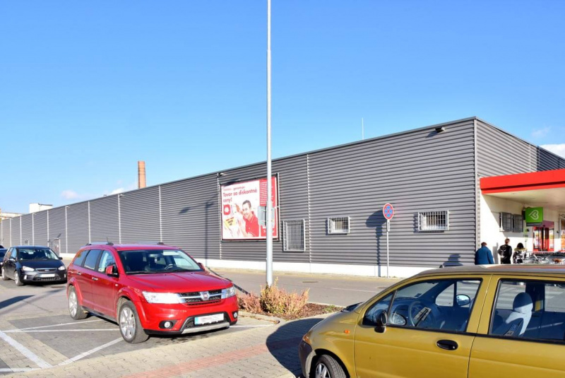 OC_NM_05 Obchodné centrá a polyfunkčné objekty / Obchodné centrum Nové Me Obchodné centrá a polyfunkčné objekty / Obchodné centrum Nové Me