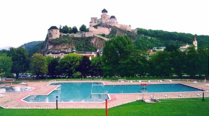 Reconstruction of summer swimming pool in Trenčín