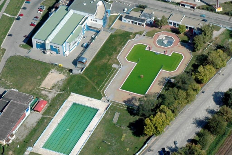 Rekreácia – športoviská s umelým povrchom / Rekonštrukcia letnej