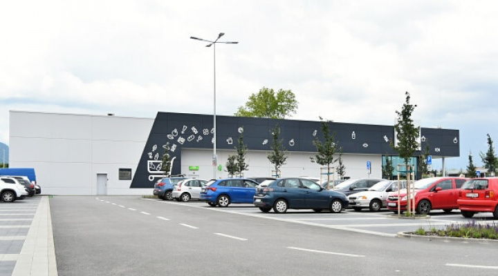 Shopping Centre in Ľubotice