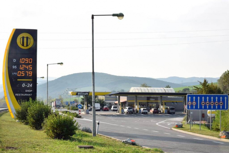 Čerpacie stanice PHM / SLOVNAFT Zamarovce