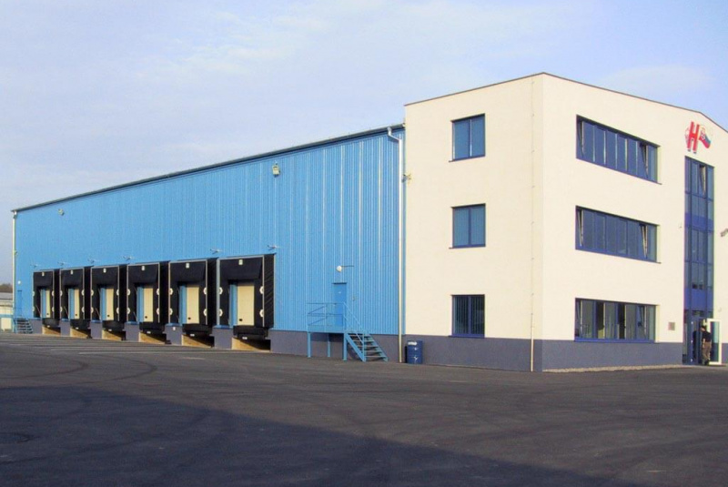 HOEK_Trencin2 Výrobné a priemyselné haly, administratívne a prevádzkové budovy Výrobné a priemyselné haly, administratívne a prevádzkové budovy